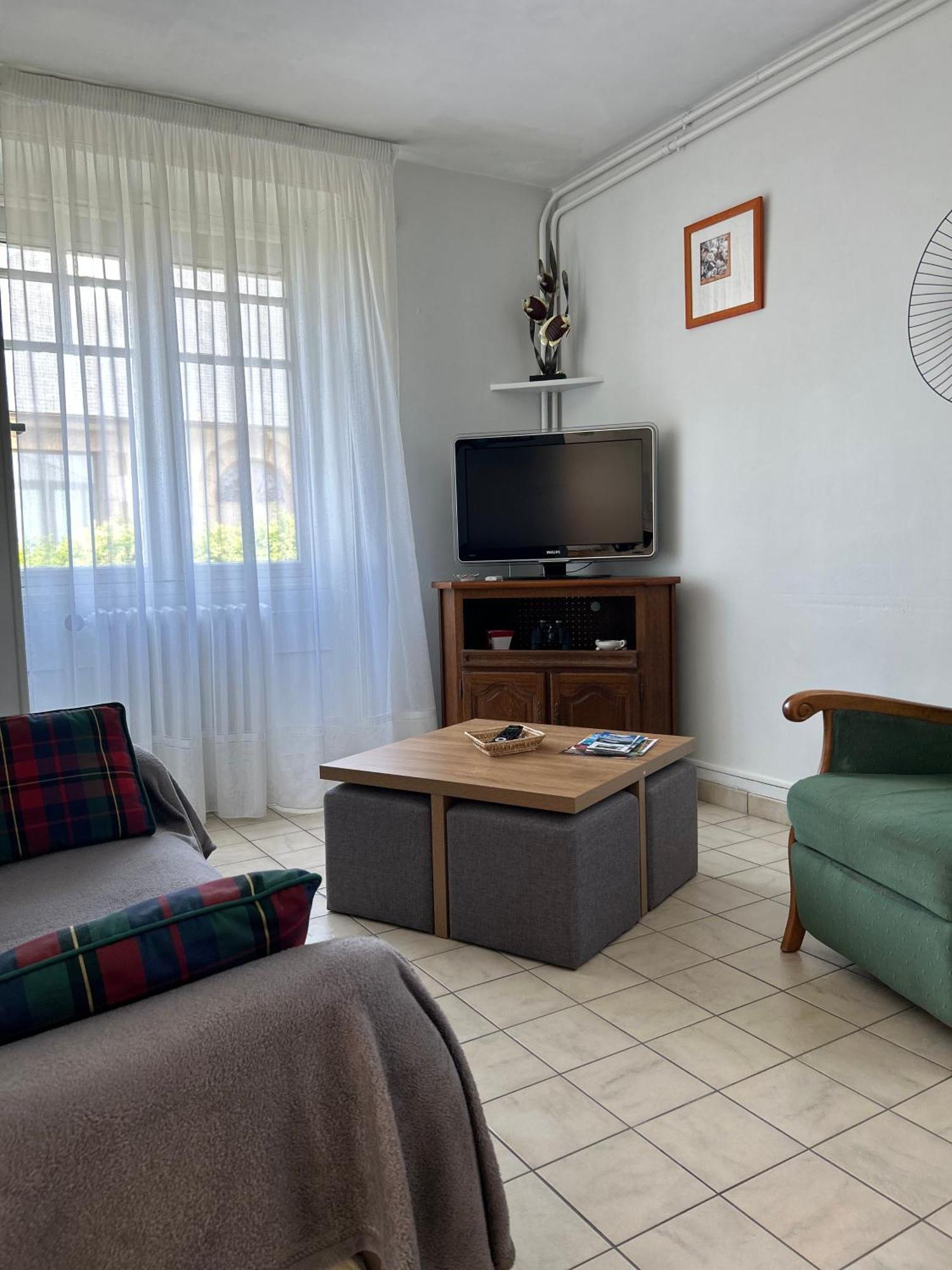 Petit Kennedy Maison 4 Personnes Rochebonne Hébergement de vacances